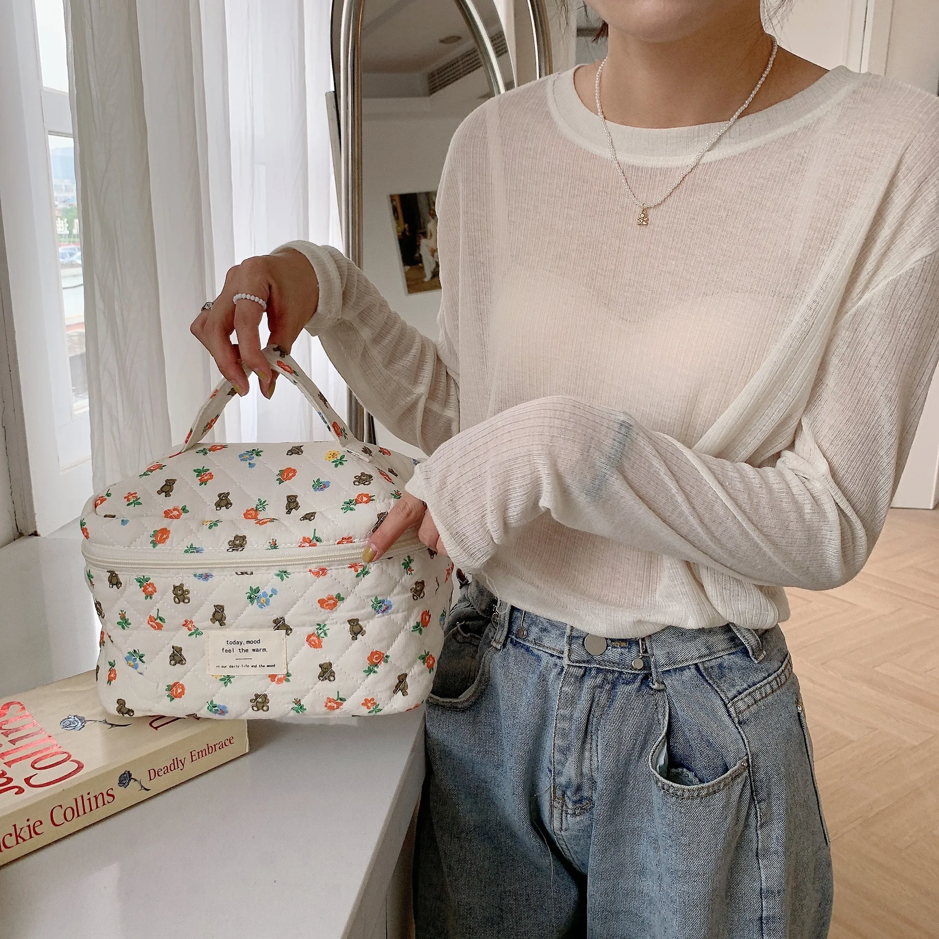 Дамски Сладки ватирани козметични чанти с цип, Козметичен Органайзер, Дамски Чанти от памучен плат, преносим чанта за съхранение на тоалетни принадлежности във формата на кутия